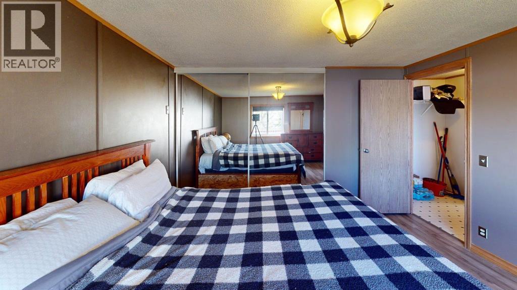 105 Meadowlake Close E, Brooks, Alberta  T1R 1G1 - Photo 9 - A2249718