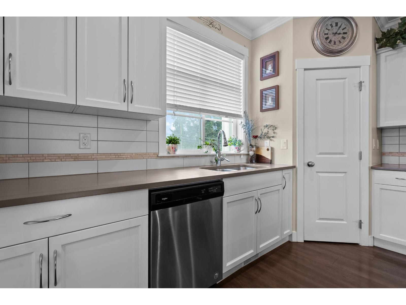 23 46570 Macken Avenue, Chilliwack Proper East, Chilliwack, British Columbia  V2P 0G2 - Photo 14 - R3065719