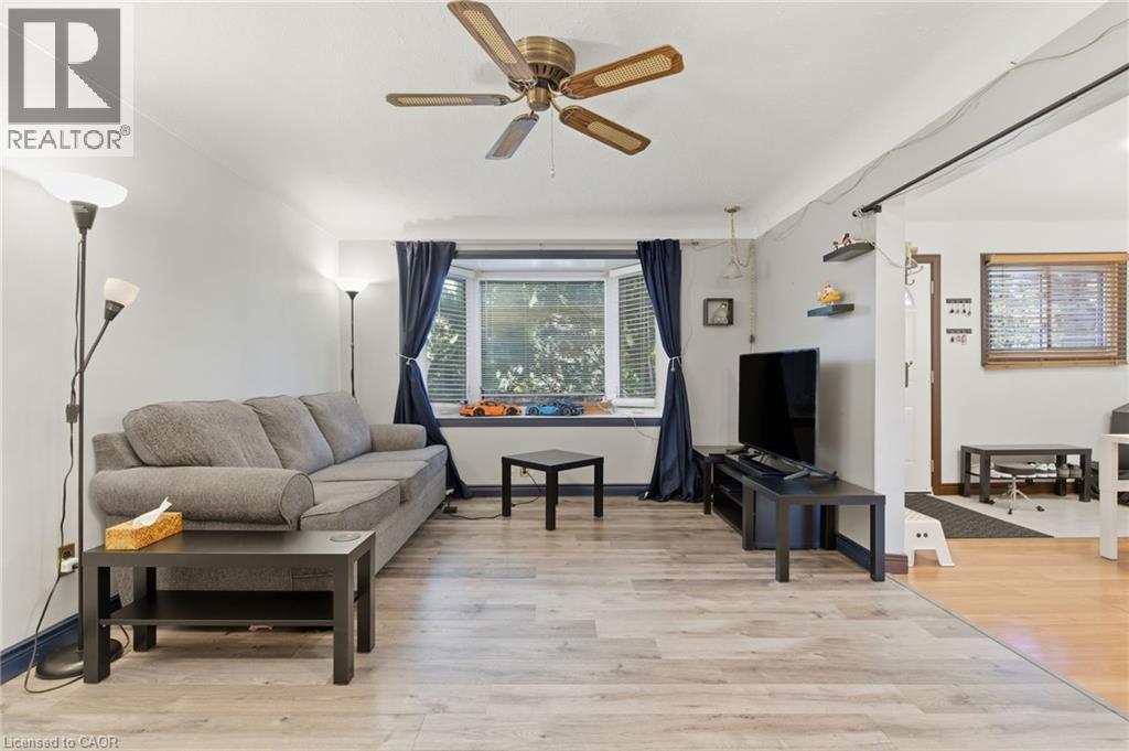 267 Thayer Avenue, Hamilton, Ontario  L9A 1J6 - Photo 9 - 40783763