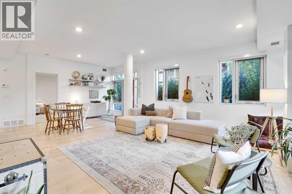 Property at 3, 88 9 Street NE image 3