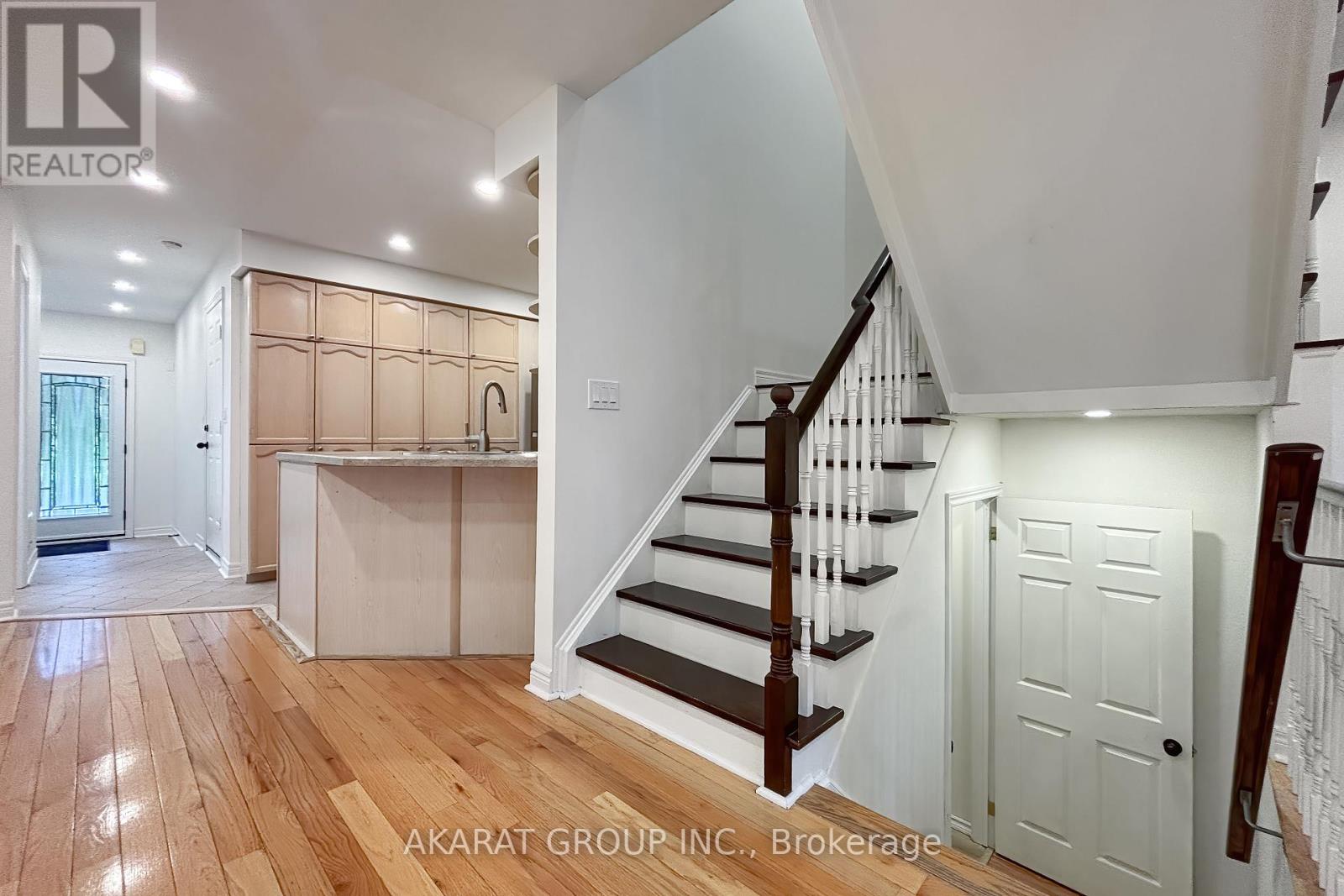 43 - 2250 Rockingham Drive, Oakville, Ontario  L6H 6J3 - Photo 32 - W12523696