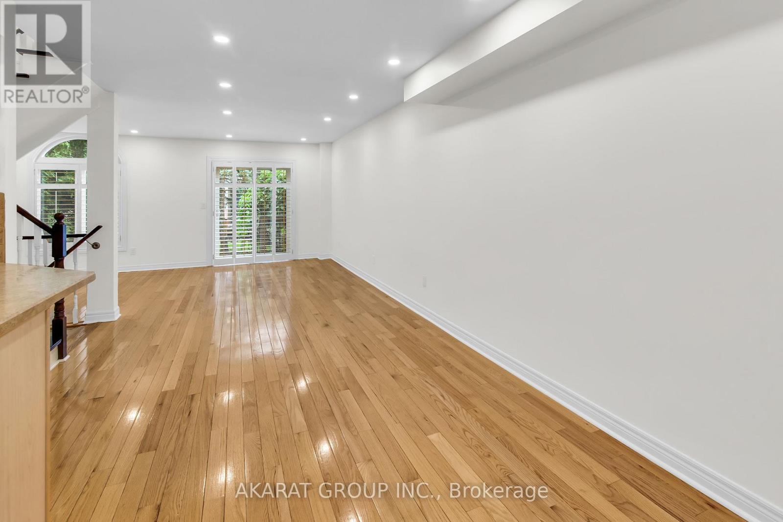 43 - 2250 Rockingham Drive, Oakville, Ontario  L6H 6J3 - Photo 6 - W12523696