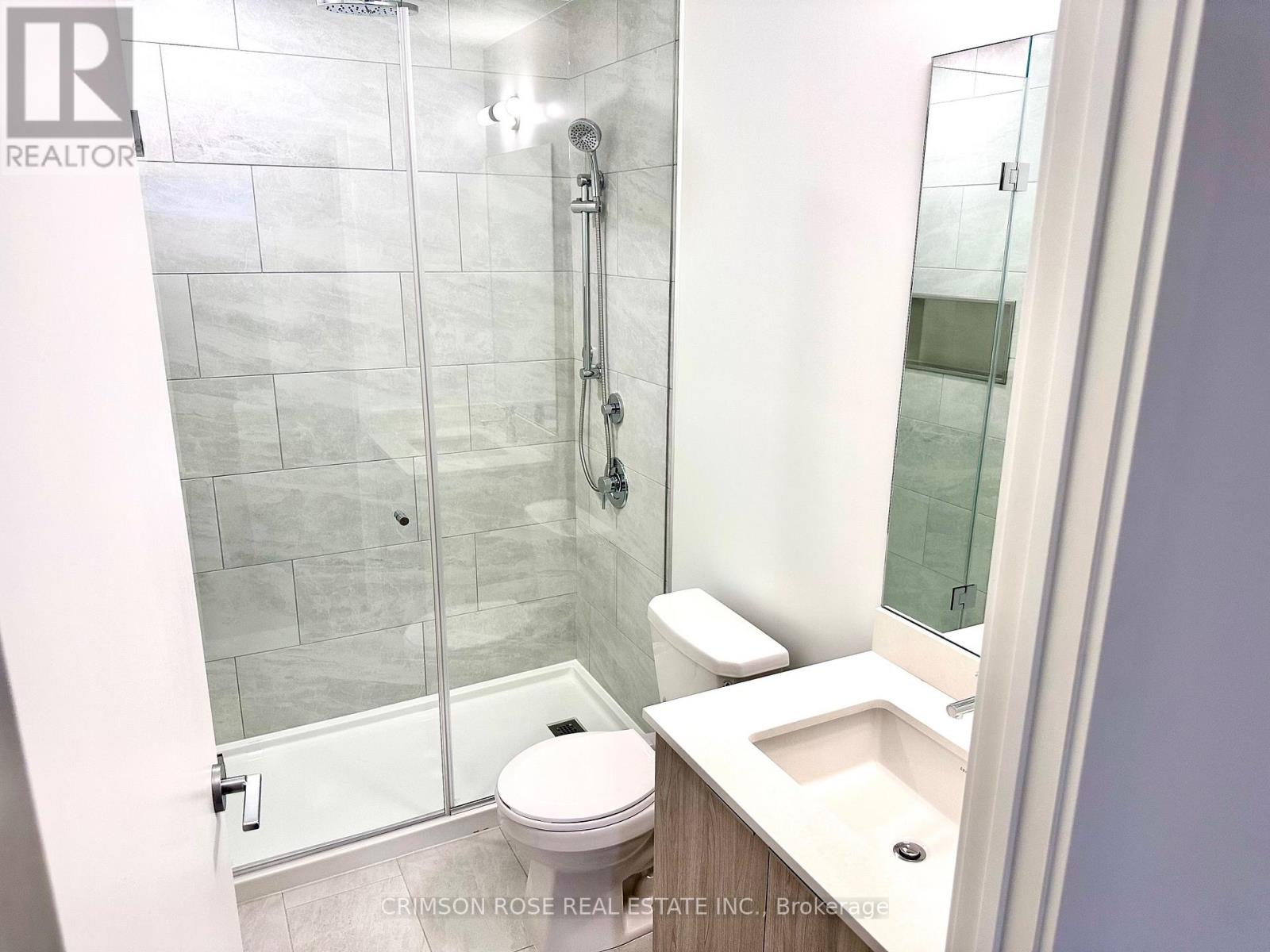 1303 - 395 Square One Drive, Mississauga, Ontario  L5B 0P6 - Photo 15 - W12523714