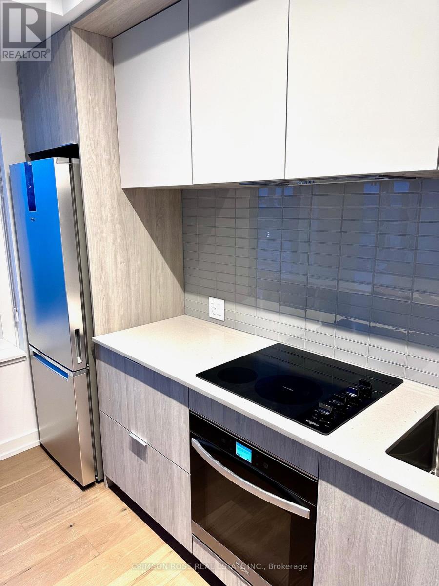 1303 - 395 Square One Drive, Mississauga, Ontario  L5B 0P6 - Photo 20 - W12523714