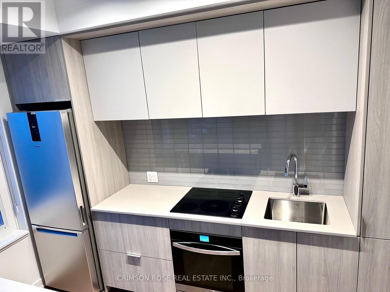 1303 - 395 Square One Drive, Mississauga, Ontario  L5B 0P6 - Photo 21 - W12523714