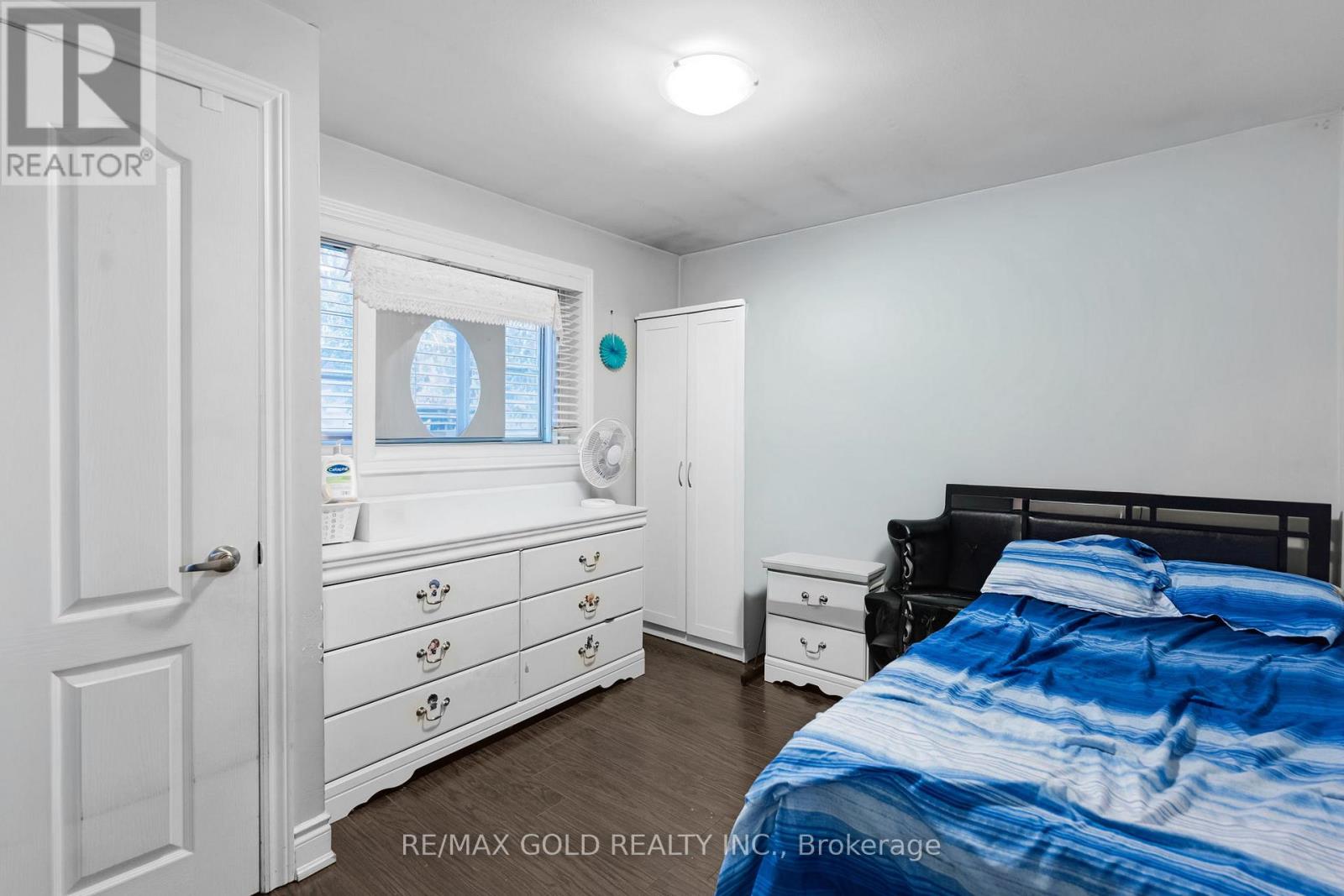 13 Tullamore Road S, Brampton, Ontario  L6W 1J7 - Photo 14 - W12523720