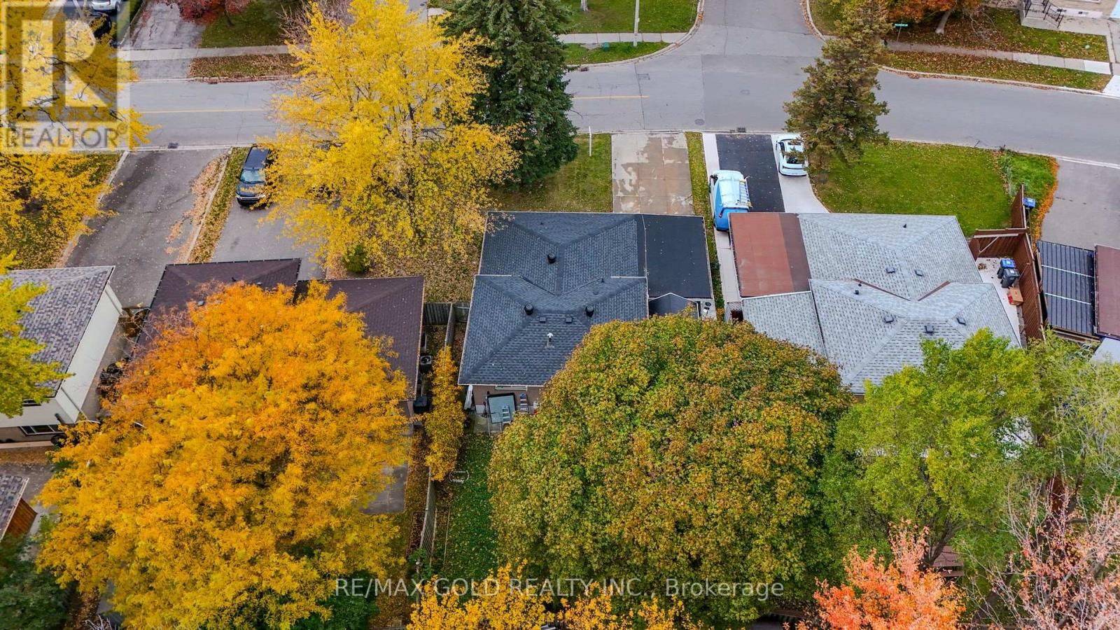 13 Tullamore Road S, Brampton, Ontario  L6W 1J7 - Photo 27 - W12523720