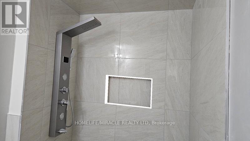 13 Purebrook Crescent, Brampton, Ontario  L6P 2L5 - Photo 10 - W12523722