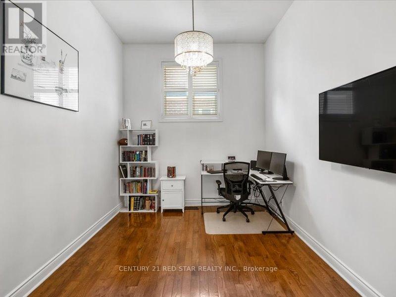 31 Eiffel Boulevard, Brampton, Ontario  L6P 1V9 - Photo 17 - W12523724