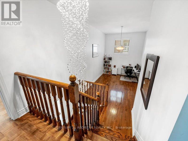 31 Eiffel Boulevard, Brampton, Ontario  L6P 1V9 - Photo 18 - W12523724