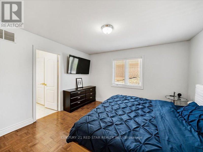 31 Eiffel Boulevard, Brampton, Ontario  L6P 1V9 - Photo 26 - W12523724