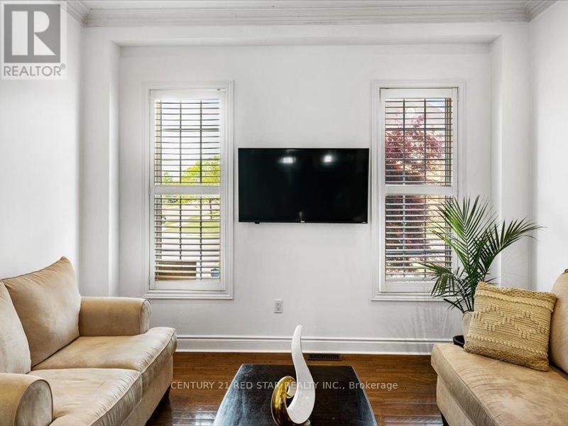 31 Eiffel Boulevard, Brampton, Ontario  L6P 1V9 - Photo 6 - W12523724