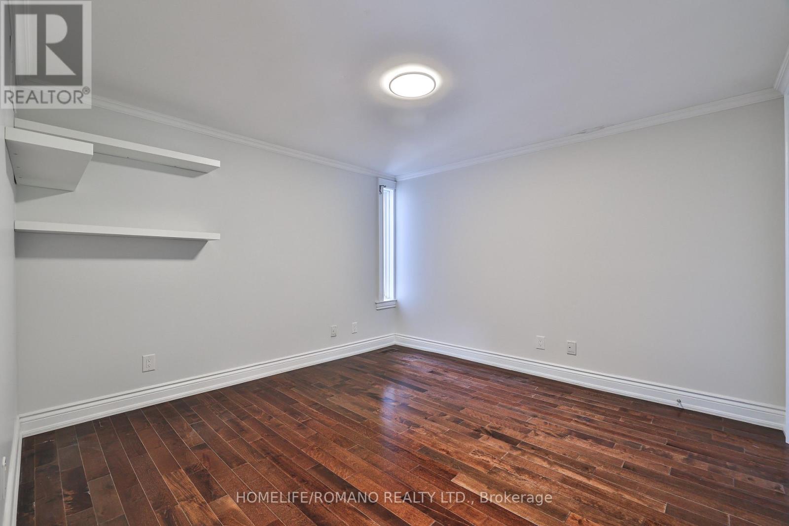 20 Harlton Crescent, Toronto, Ontario  M6M 1L1 - Photo 26 - W12523730