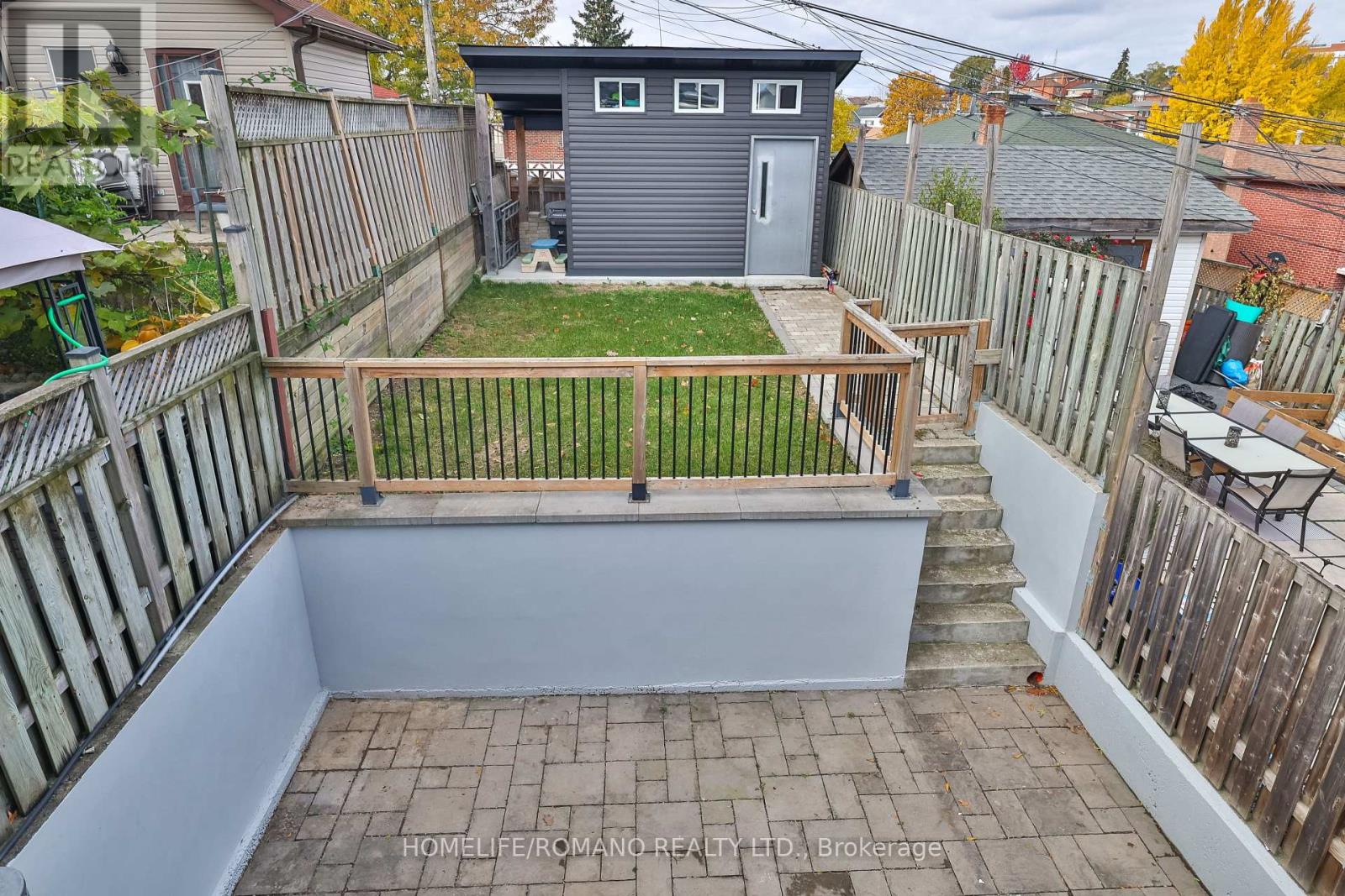 20 Harlton Crescent, Toronto, Ontario  M6M 1L1 - Photo 39 - W12523730