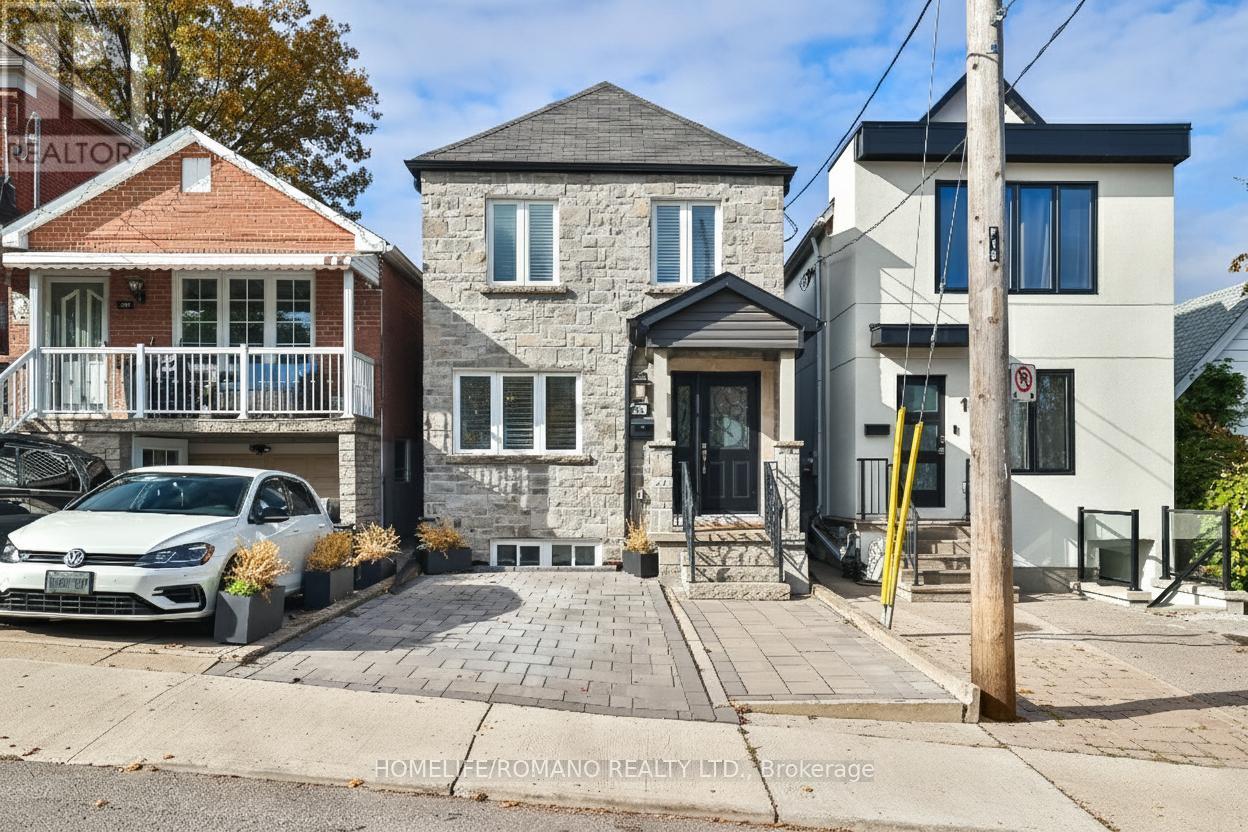 20 Harlton Crescent, Toronto, Ontario  M6M 1L1 - Photo 49 - W12523730
