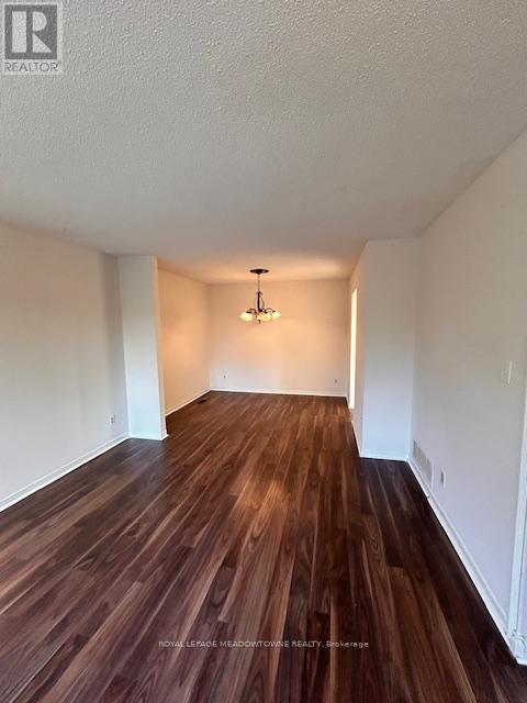 161 Harold Street, Brampton, Ontario  L6Y 2G3 - Photo 6 - W12523772