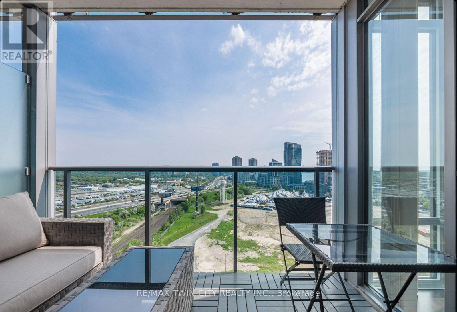 2209 - 90 Park Lawn Road, Toronto, Ontario  M8Y 0B6 - Photo 19 - W12523776