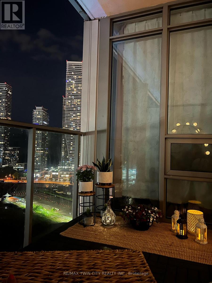 2209 - 90 Park Lawn Road, Toronto, Ontario  M8Y 0B6 - Photo 20 - W12523776