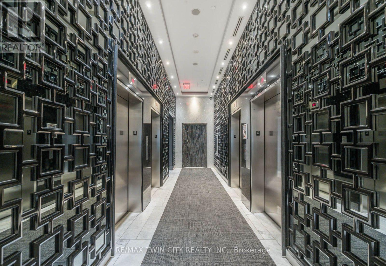 2209 - 90 Park Lawn Road, Toronto, Ontario  M8Y 0B6 - Photo 4 - W12523776