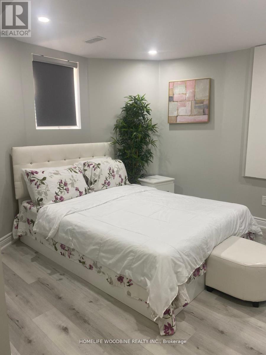 11 Darren Road, Brampton, Ontario  L6P 1Z6 - Photo 13 - W12523810