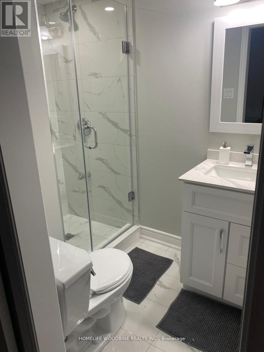 11 Darren Road, Brampton, Ontario  L6P 1Z6 - Photo 15 - W12523810