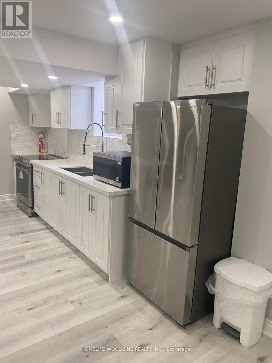 11 Darren Road, Brampton, Ontario  L6P 1Z6 - Photo 22 - W12523810