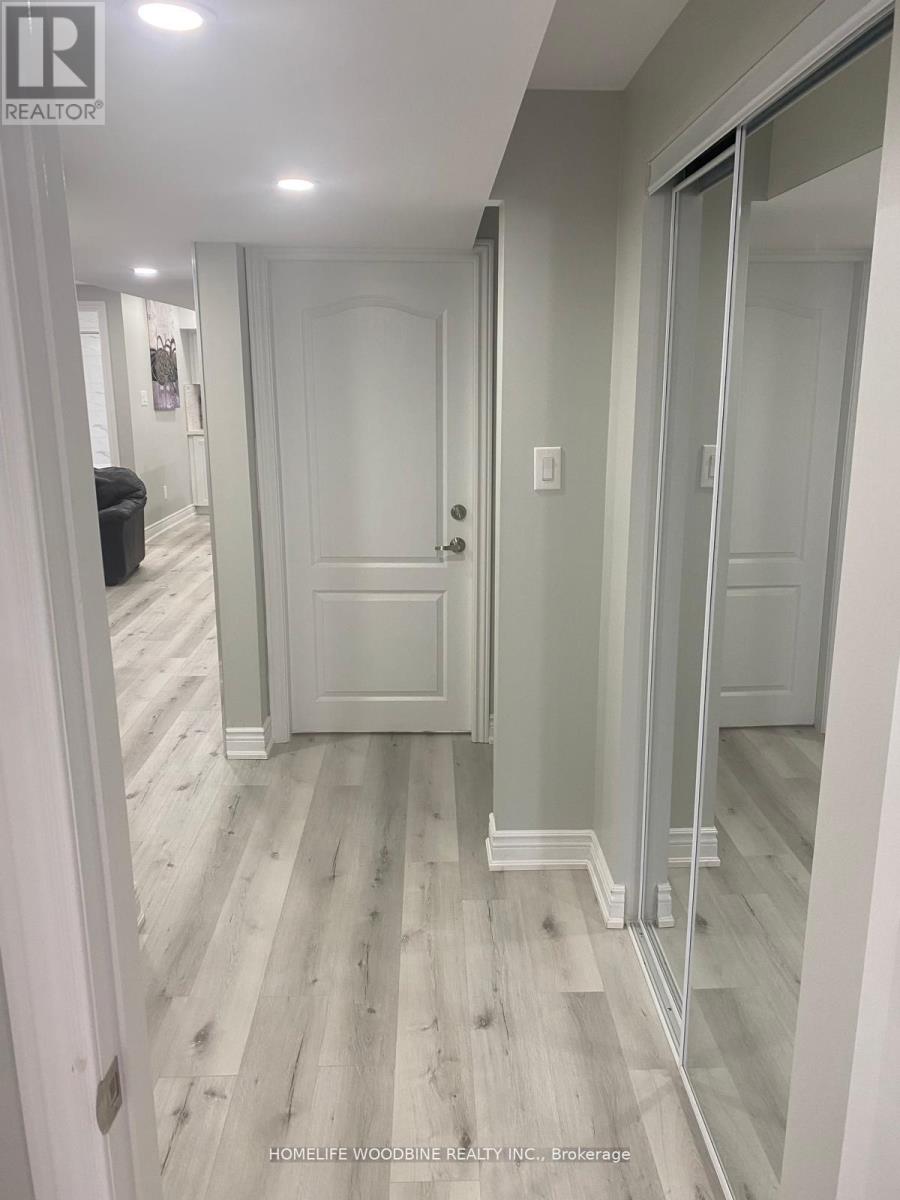 11 Darren Road, Brampton, Ontario  L6P 1Z6 - Photo 30 - W12523810