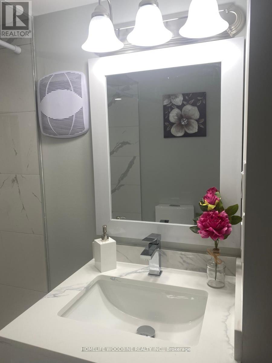 11 Darren Road, Brampton, Ontario  L6P 1Z6 - Photo 32 - W12523810