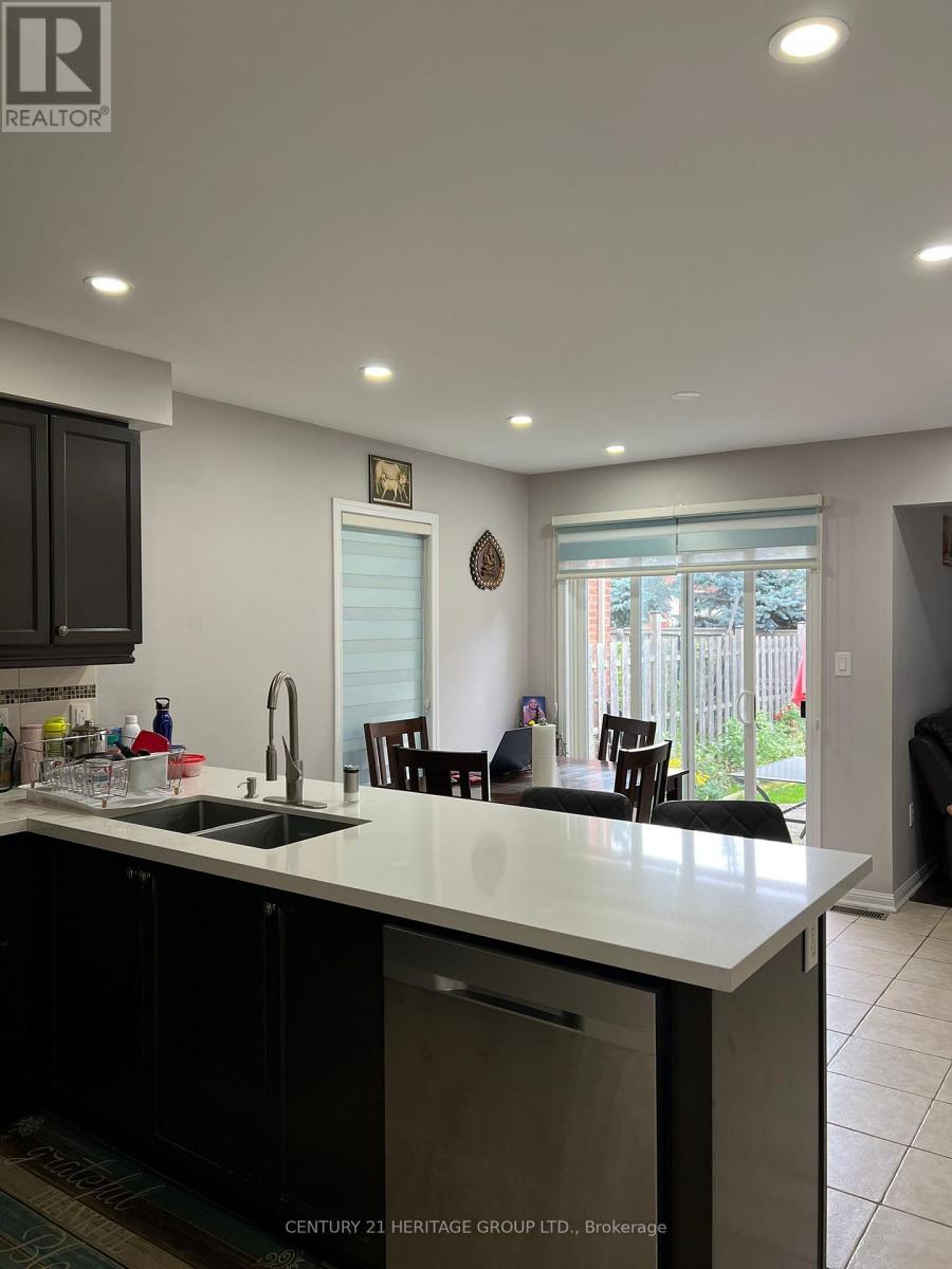 6 Beavington Road, Brampton, Ontario  L7A 0R9 - Photo 10 - W12523814