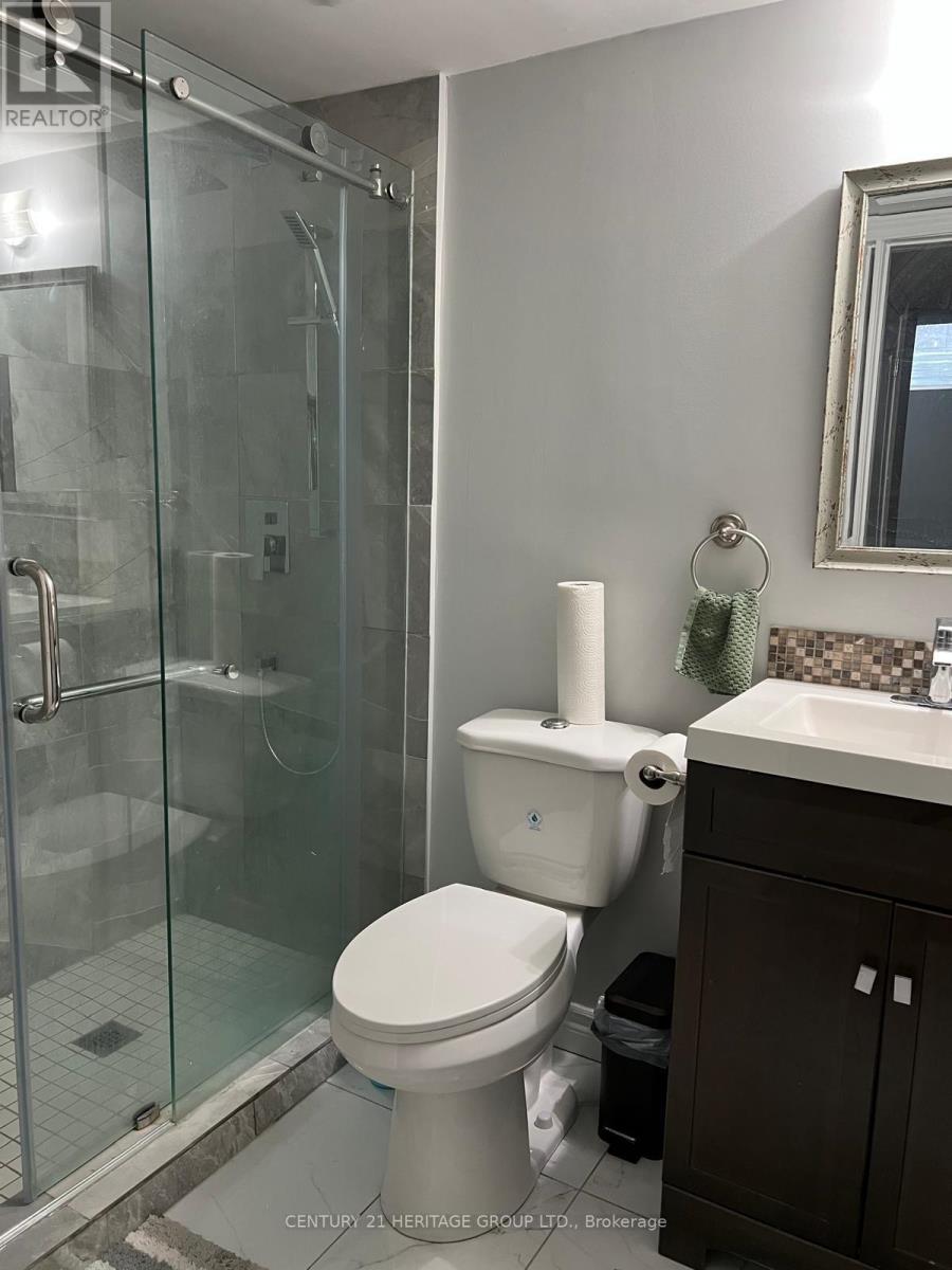 6 Beavington Road, Brampton, Ontario  L7A 0R9 - Photo 13 - W12523814