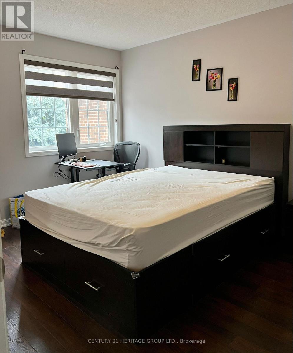 6 Beavington Road, Brampton, Ontario  L7A 0R9 - Photo 7 - W12523814