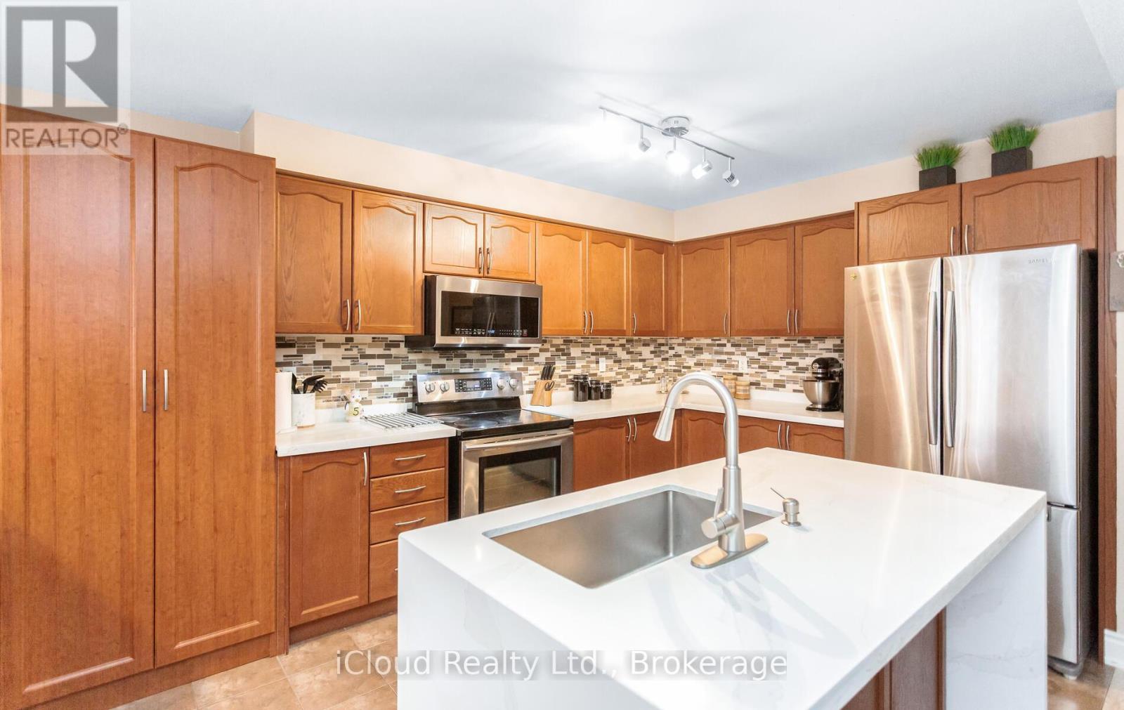 491 Landsborough Avenue, Milton, Ontario  L9T 7X7 - Photo 18 - W12523816