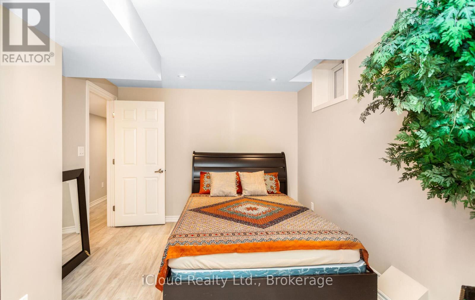 491 Landsborough Avenue, Milton, Ontario  L9T 7X7 - Photo 36 - W12523816