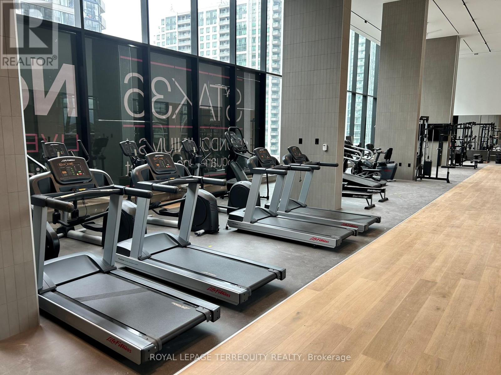 1101 - 395 Square One Drive, Mississauga, Ontario  L5B 0P6 - Photo 19 - W12523822