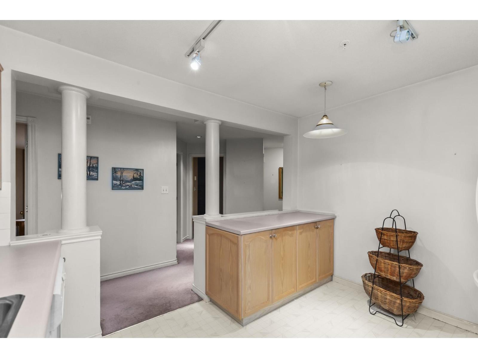 208 2575 Ware Street, Abbotsford, British Columbia  V2S 3E2 - Photo 5 - R3065710