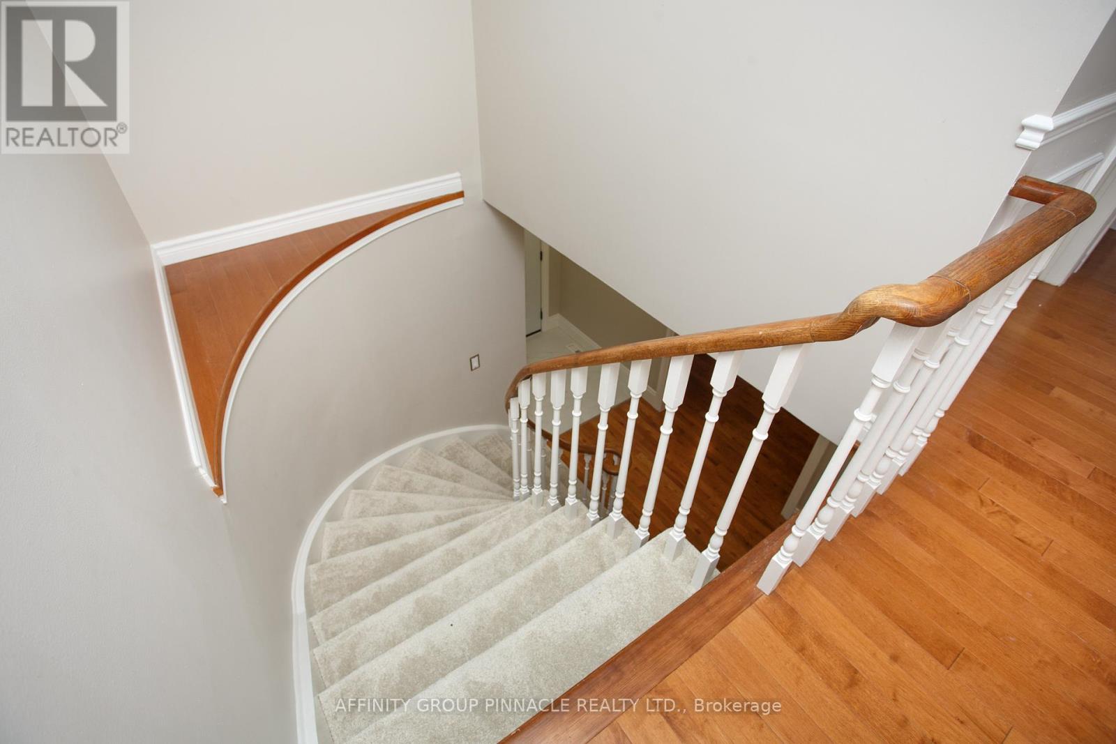 37 Parkway Avenue, Kawartha Lakes, Ontario K9V 5J7 - Photo 21 - X12523914