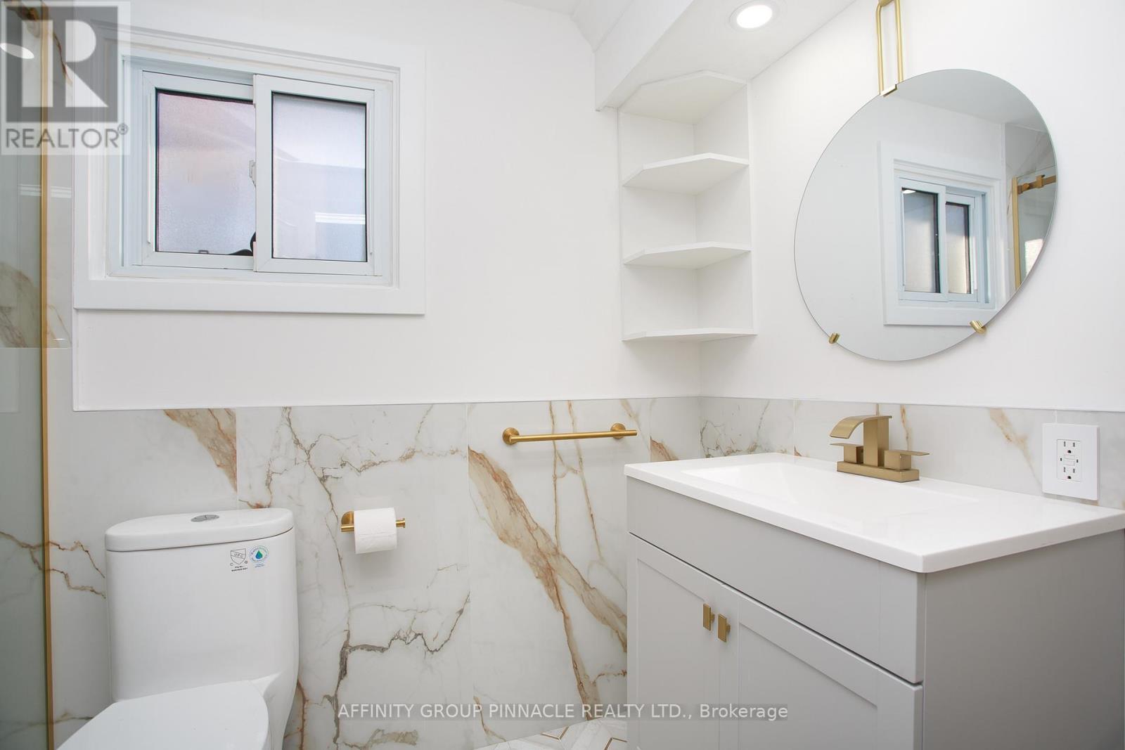 37 Parkway Avenue, Kawartha Lakes, Ontario K9V 5J7 - Photo 31 - X12523914