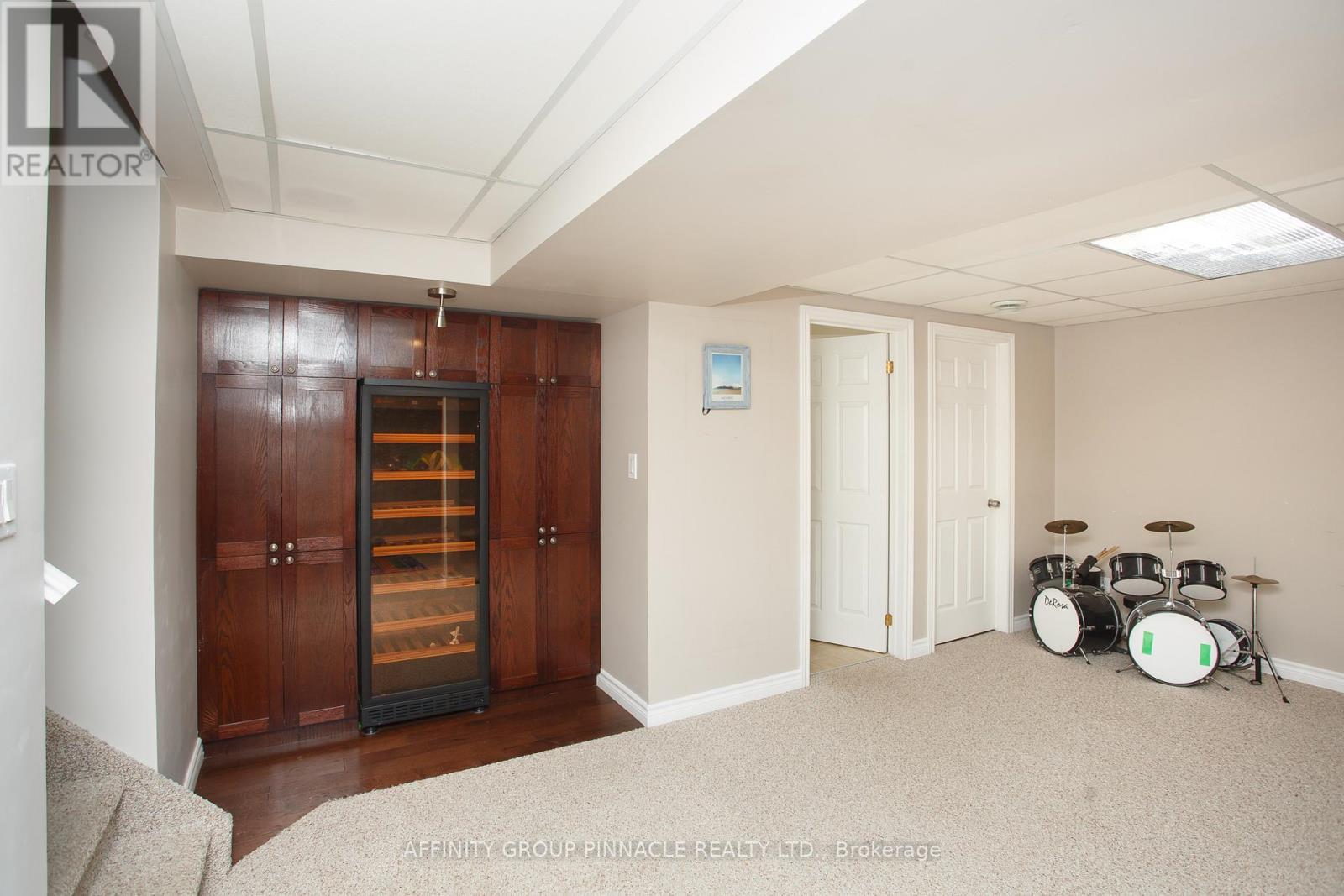 37 Parkway Avenue, Kawartha Lakes, Ontario K9V 5J7 - Photo 36 - X12523914