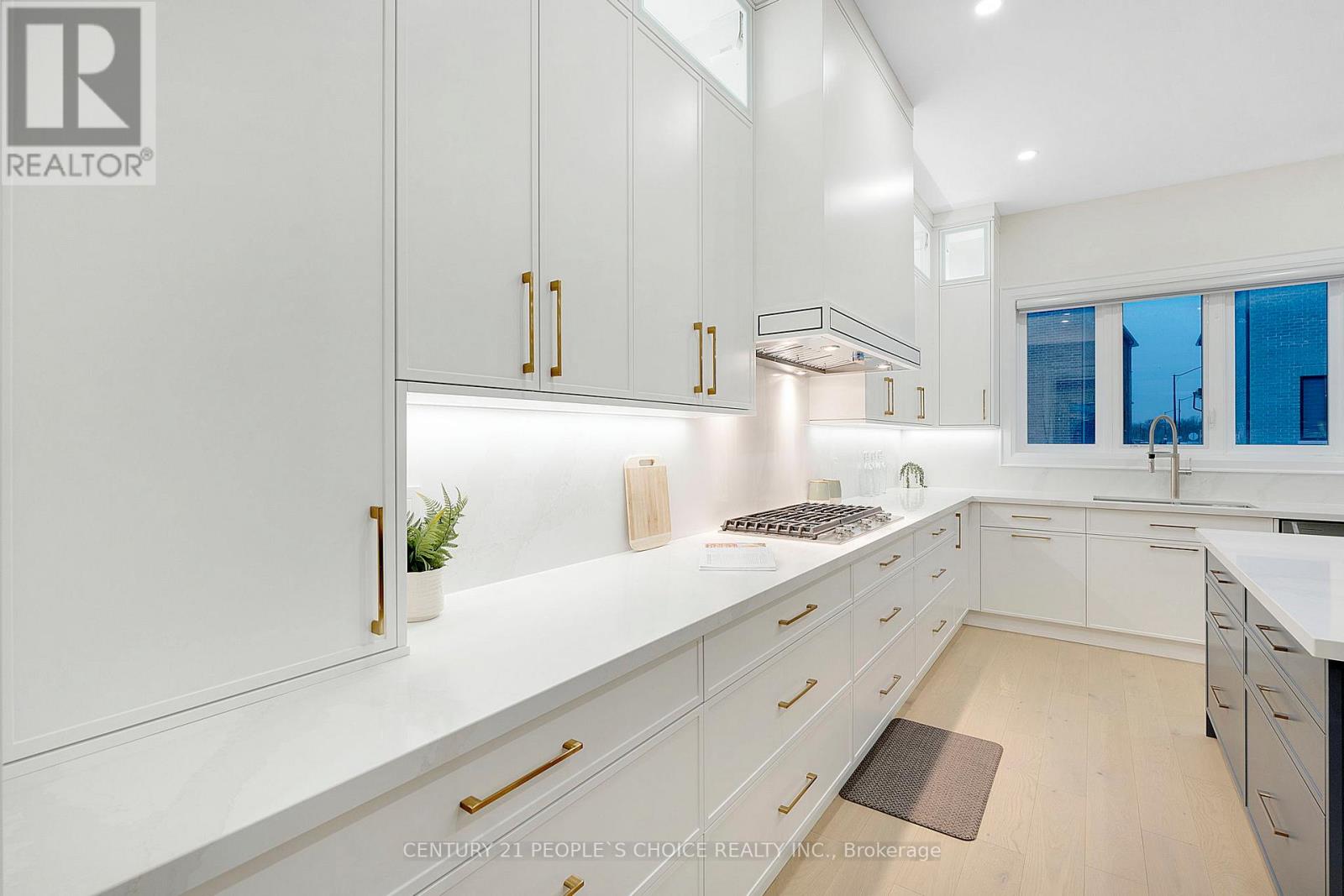 Upper - 8915 Heritage Road, Brampton, Ontario  L6Y 0E4 - Photo 14 - W12444547