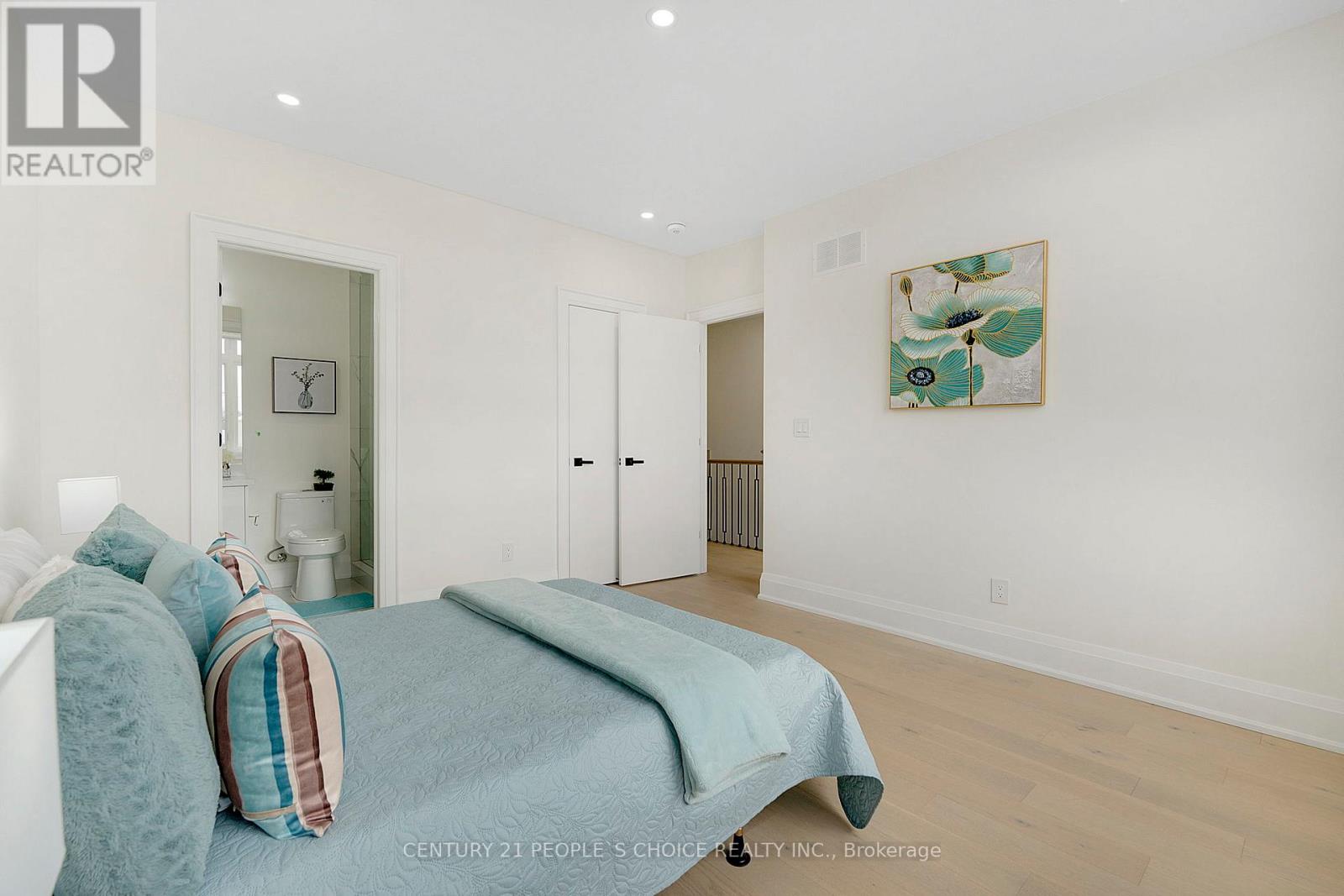 Upper - 8915 Heritage Road, Brampton, Ontario  L6Y 0E4 - Photo 29 - W12444547