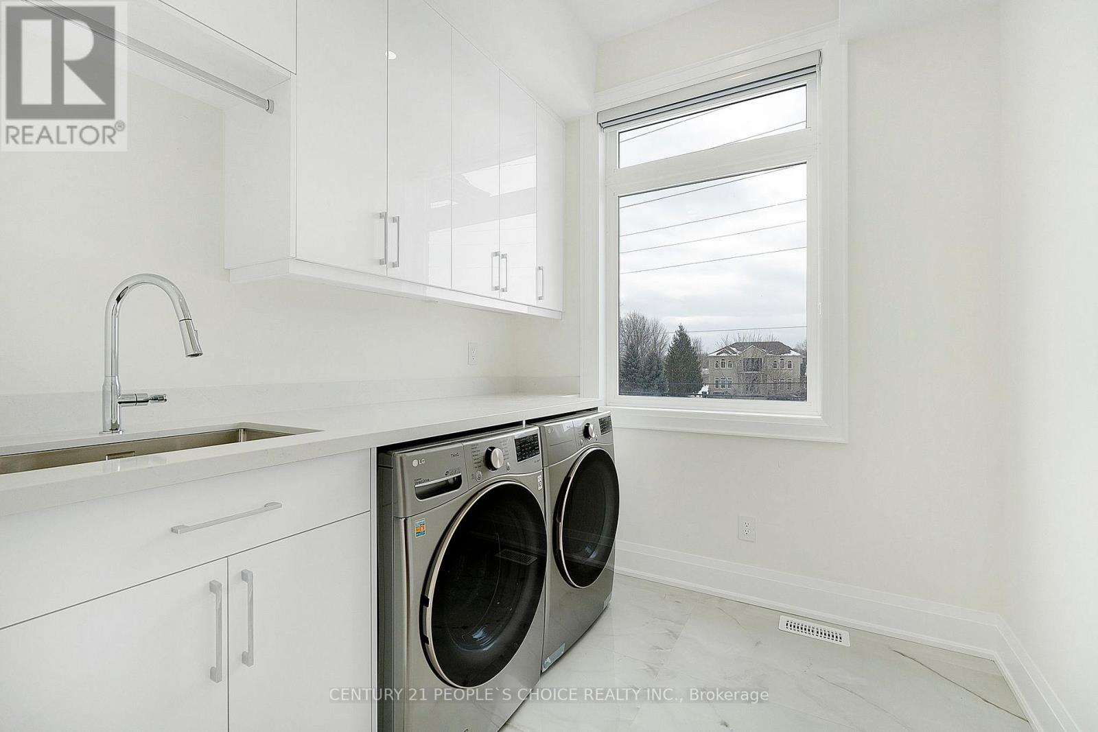 Upper - 8915 Heritage Road, Brampton, Ontario  L6Y 0E4 - Photo 32 - W12444547