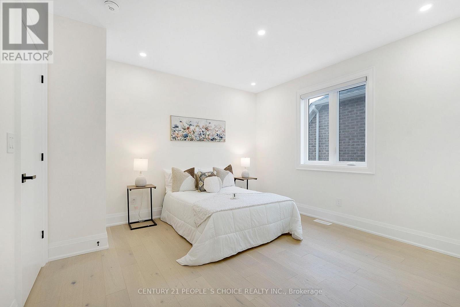 Upper - 8915 Heritage Road, Brampton, Ontario  L6Y 0E4 - Photo 37 - W12444547