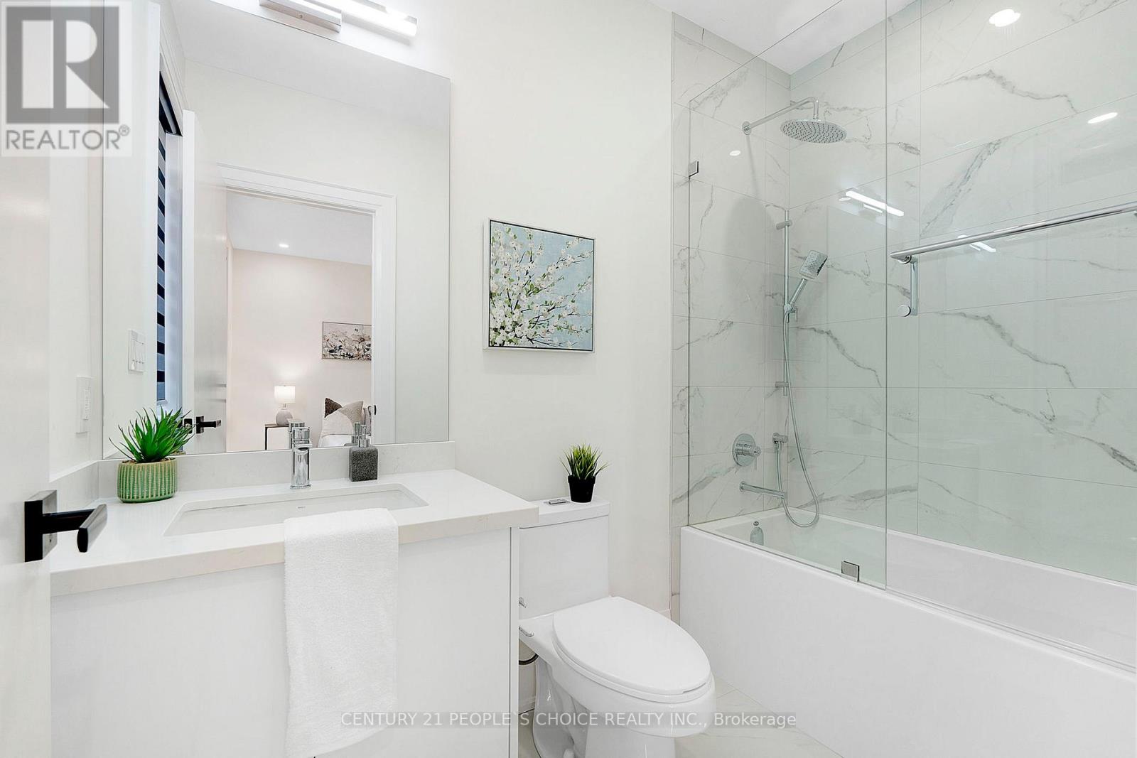 Upper - 8915 Heritage Road, Brampton, Ontario  L6Y 0E4 - Photo 39 - W12444547