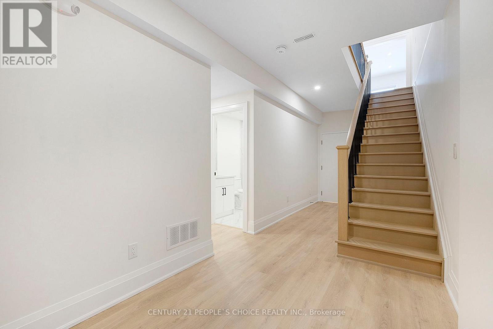 Basement - 8915 Heritage Road, Brampton, Ontario L6Y 0E4 - Photo 4 - W12444550