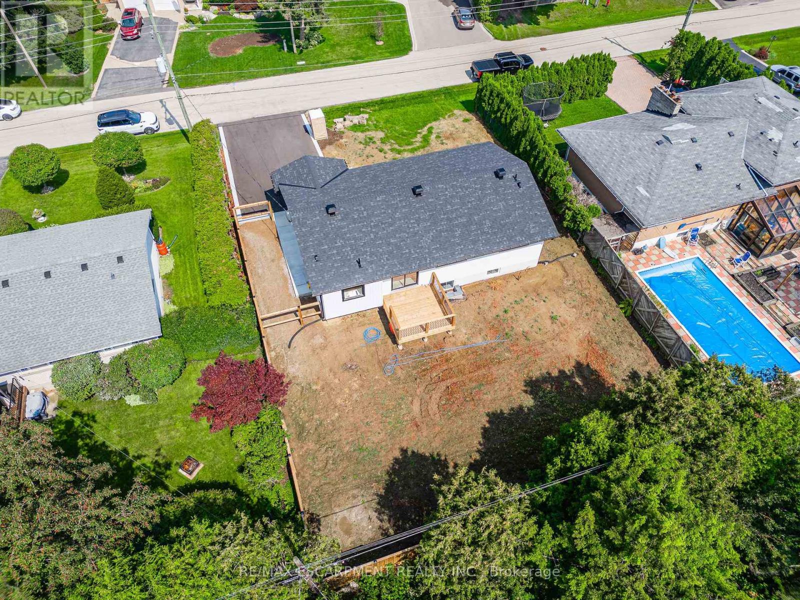 Upper - 664 Hiawatha Boulevard, Hamilton, Ontario  L9G 3A5 - Photo 29 - X12523610