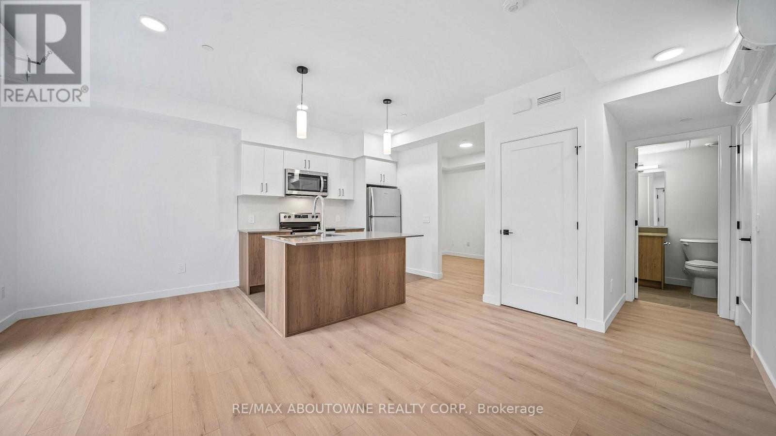 73 - 31 Mill Street, Kitchener, Ontario  N2G 2Y2 - Photo 5 - X12523622