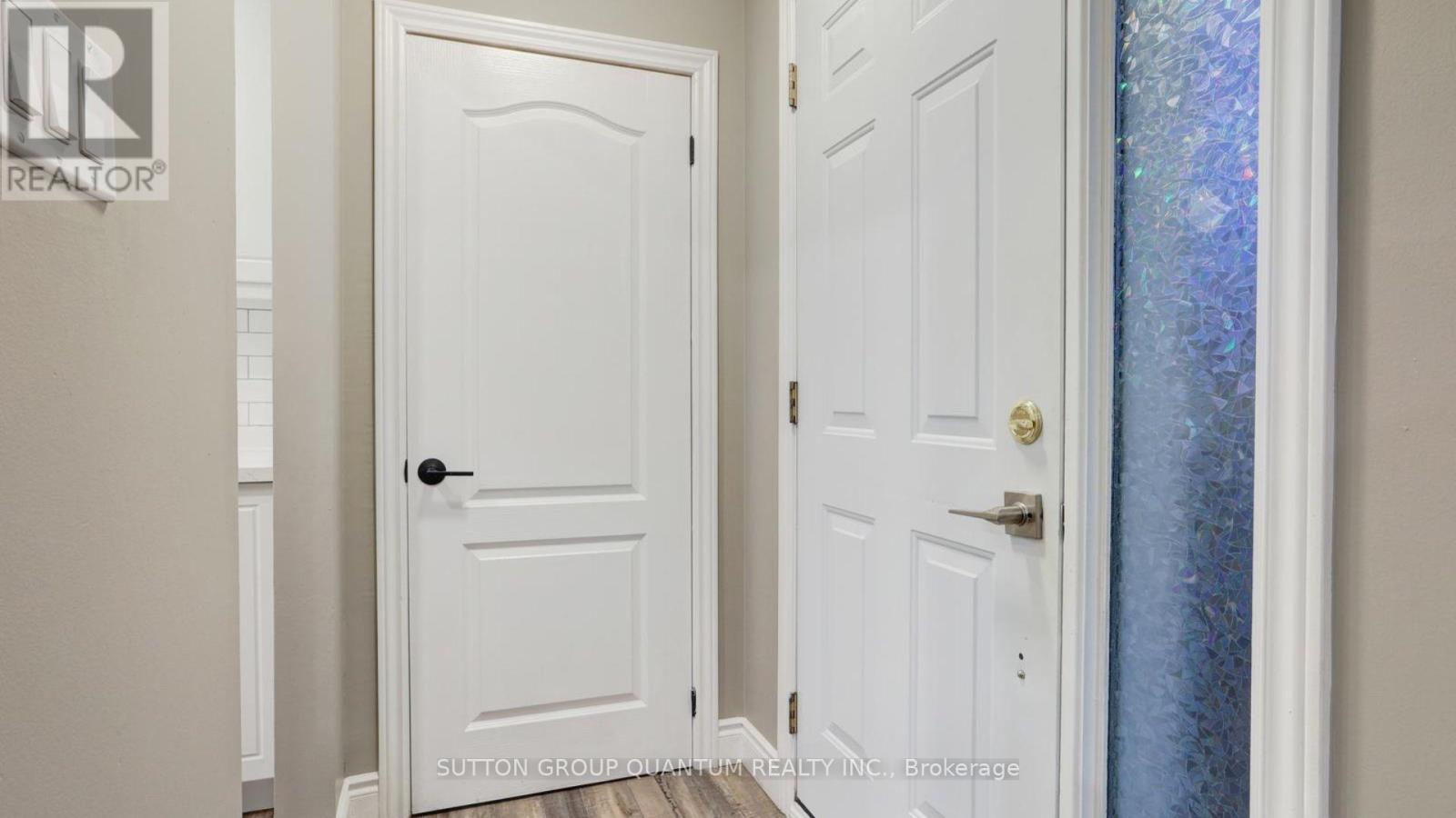 #upper - 55 Silver Aspen Crescent, Kitchener, Ontario  N2N 1H5 - Photo 3 - X12523682