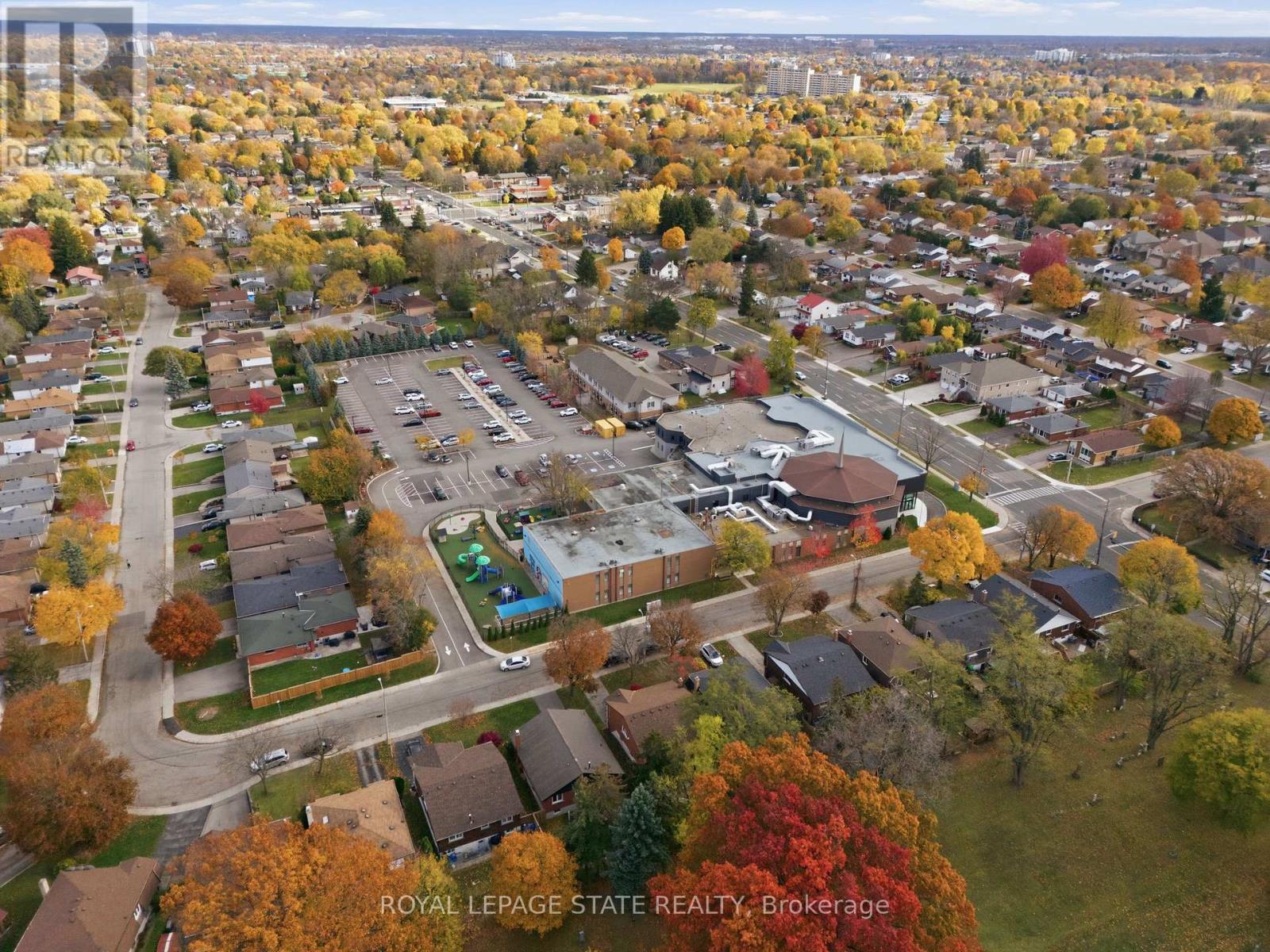 298 Sanatorium Road, Hamilton, Ontario  L9C 2A2 - Photo 7 - X12523804