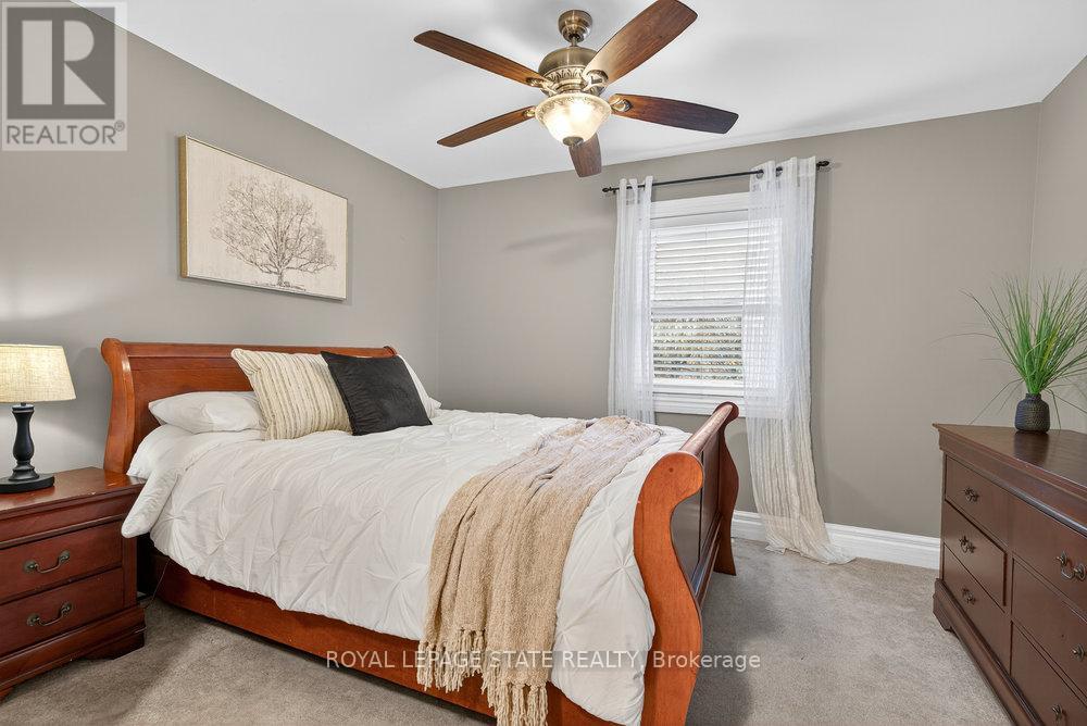 74 Green Mountain Road E, Hamilton, Ontario  L8G 4N4 - Photo 38 - X12523812