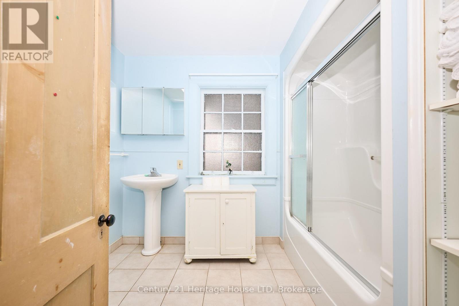 1033 Firelane 1 Road, Port Colborne (Sherkston), Ontario  L3K 5V3 - Photo 34 - X12523836